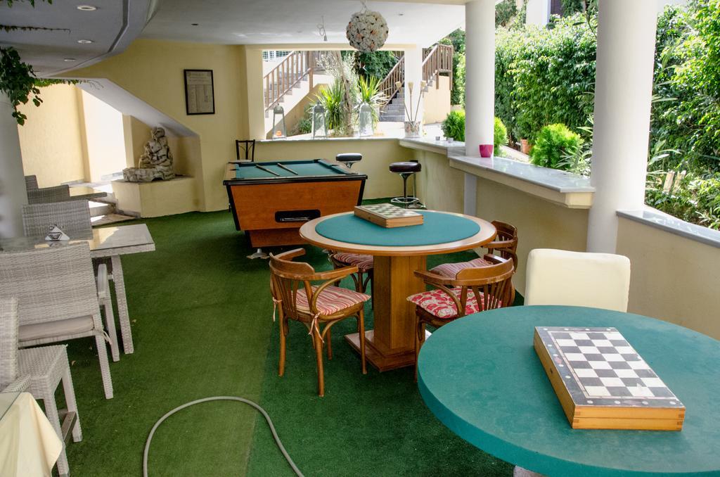 Sun Club Olympia Apartment Hersonissos  Exterior photo