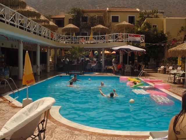Sun Club Olympia Apartment Hersonissos  Exterior photo